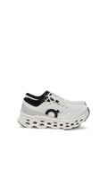 On Running Cloudmonster UNDYED - WHITE